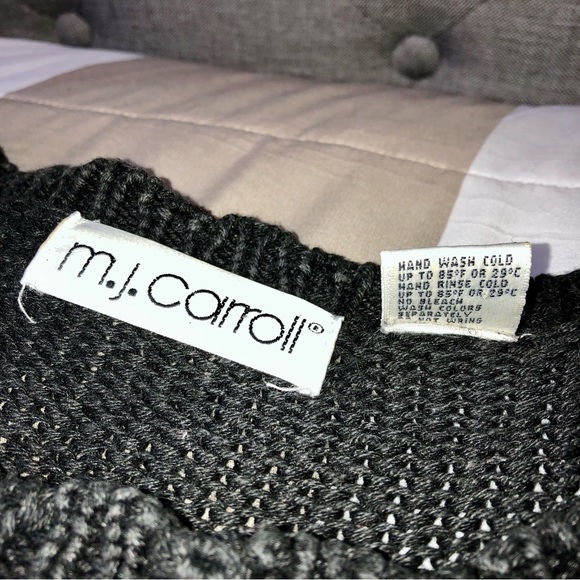 M.J.Carroll Sweater - Picture 4 of 6